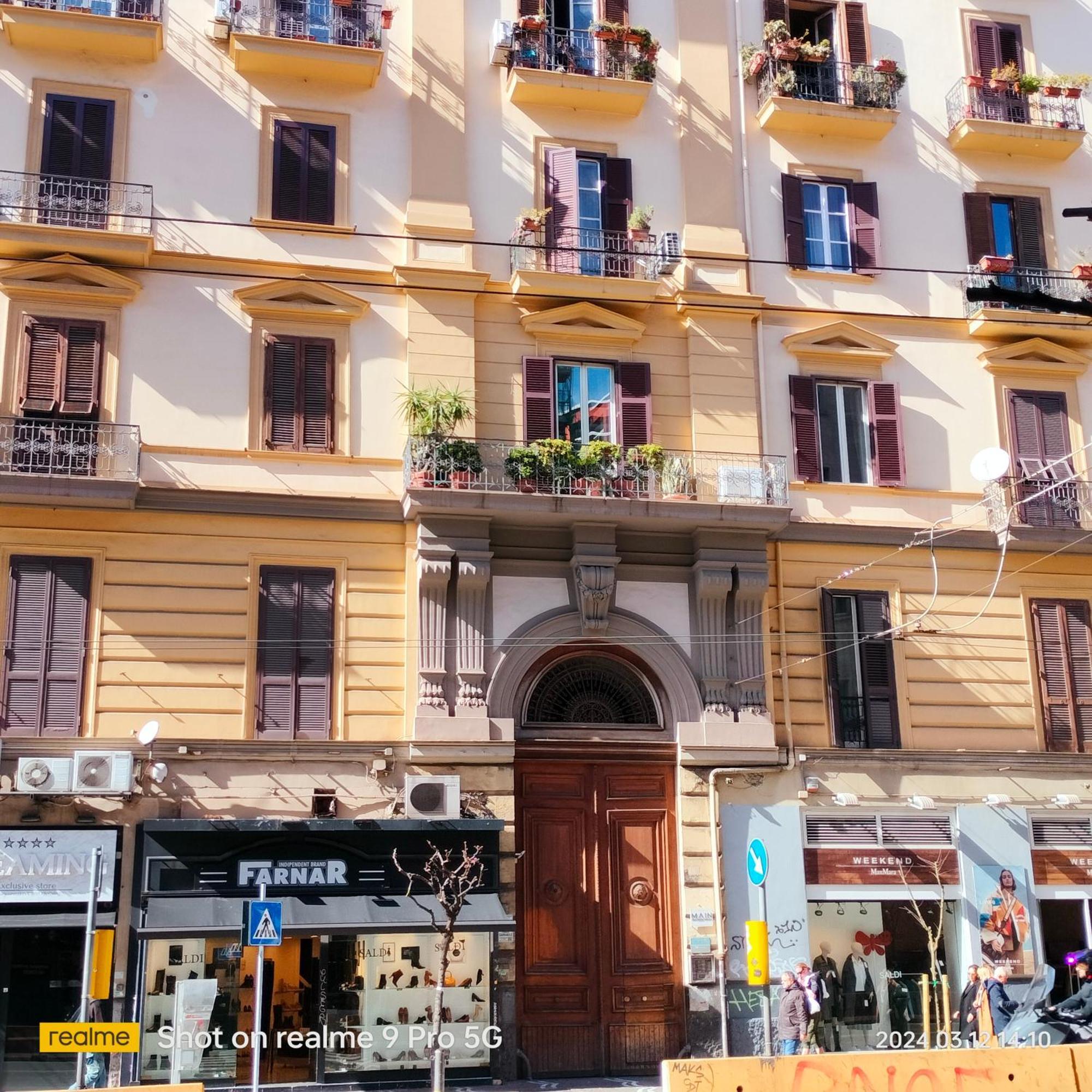 Bed and Breakfast Le Follie Parthenopee Nápoles Exterior foto